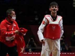 Mahmut Bozteke, bronz madalya kazandı