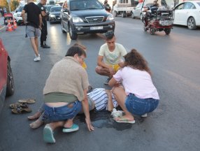 Balıkesir'de kazayı gördü 112'den yardım istedi, yaralı eşi çıktı