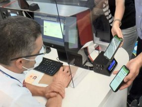 İstanbul'da balayına giden çifte 'aşı' engeli