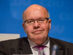 Almanya'da Ekonomi ve Enerji Bakanı Peter Altmeier hastaneye kaldırıldı