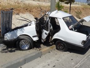 Gaziantep’te kaza yapan Tofaş ikiye katlandı