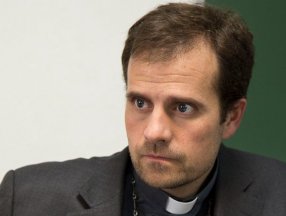 İspanyol piskoposun yasak aşkı istifa getirdi