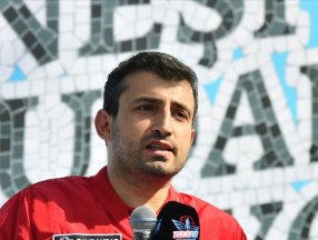 Selçuk Bayraktar: Yerli SİHA TB2'nin taleplerine yetişmekte zorlanıyoruz