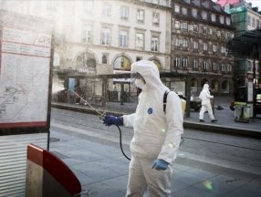 Fransa'da son 24 saatte 9 bin 966 yeni vaka