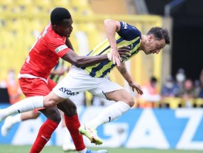 Fenerbahçe, Sivasspor'la berabere kaldı