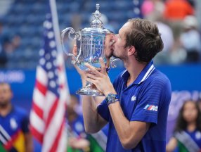 ABD Açık'ta Djokovic'i yenen Medvedev şampiyon
