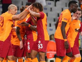 Galatasaray-Lazio maçının ilk 11'leri