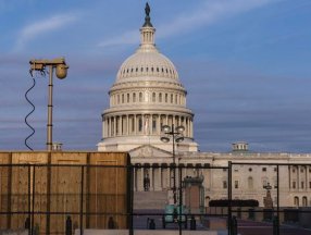 ABD Kongresi, aşırı sağcı grupların gösterisi nedeniyle tekrar demir çitle çevrildi