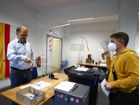 Almanlar sandık başında