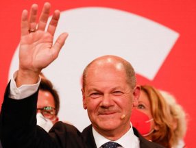 Almanya'da SPD'li Olaf Scholz, koalisyon planını açıkladı