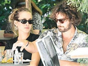 Birkan Sokullu aileye girdi