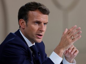 Cezayir: Macron'un hakareti kabul edilemez