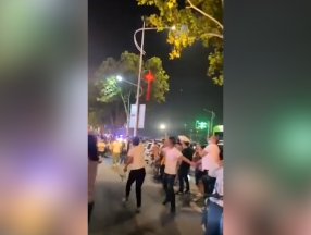 Çin'de internet kesintisi nedeniyle onlarca İHA, insanların üzerine düştü