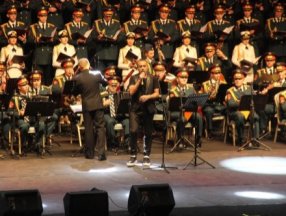 Haluk Levent, Rus Kızılordu Korosu ile Konya’da sahne aldı