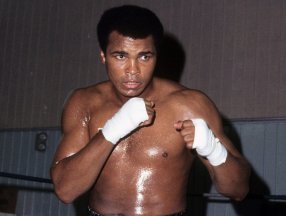 Muhammed Ali’nin resimleri 1 milyon dolara satıldı