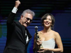 Oyuncular Sendikası Nihal Yalçın'a destek verdi