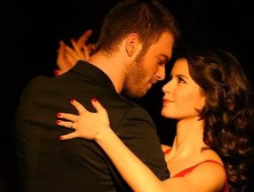 Beren Saat ve Kıvanç Tatlıtuğ yıllar sonra aynı projede