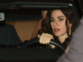 Defne Samyeli ehliyetini geri aldı