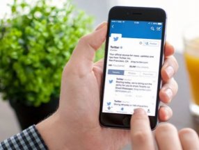 Twitter, tweetlerin arasında reklam gösterecek