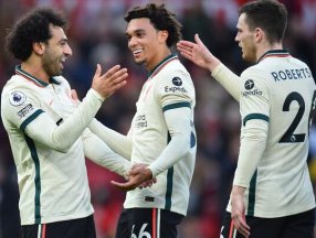 Liverpoll, Manchester United'ı tarihi bir skorla geçti
