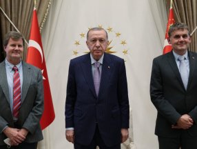 Cumhurbaşkanı Erdoğan TOGG'un ortağı Farasis Enerji'nin CEO'su Keith Kepler'i kabul etti