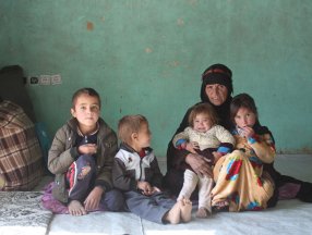 Afganistan'da açlık nedeniyle çocuklar satılıyor