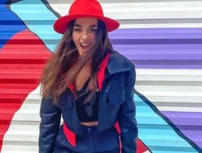 Boşanma iddialarıyla gündeme gelen Bensu Soral tatile çıktı