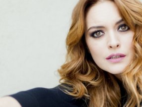 'Bacağı asansöre sıkıştı' iddiası korkuttu! Ezgi Mola gerçeği açıkladı