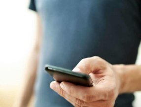 Manisa'da internetten tanıştığı kadın, soyguncu çıktı