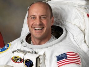 NASA astronotu: Uzay yürüyüşü sırasında boğuluyordum