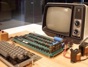 Apple’ın ilk bilgisayarı açık artırmaya çıkıyor