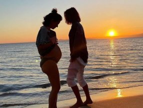 Özge Özpirinçci'den hamilelik pozları