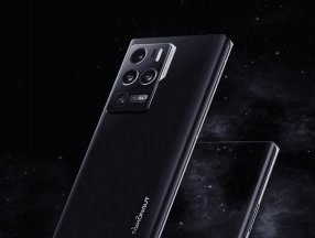 18 GB RAM'e sahip ilk telefon: ZTE Axon 30 Ultra Aerospace Edition