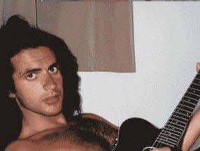 Teoman, eski bir fotoğrafını paylaştı