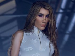 Hande Yener: Valla taş gibiyim