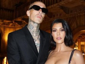 Kourtney Kardashian'ın kolyesi tepki topladı