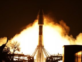 One Web'e ait 36 uydu daha uzaya gönderildi