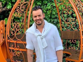 Deha Bilimlier kaçıyor