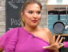 Demet Akalın: Akıl hocam Hülya Avşar'dı