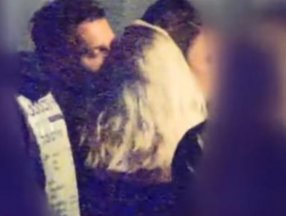 Edis, Meryem İrem Şahin'i öptü