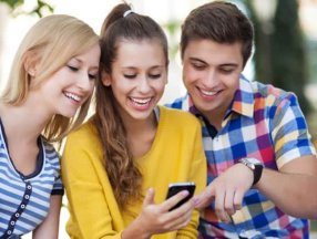 İnsanlar, günde 4.8 saati mobil uygulamalara ayırıyor