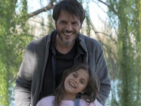 Mehmet Günsür kızıyla aynı dizide rol aldı