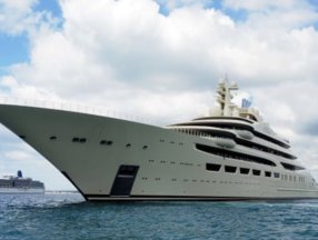 Almanya'da Rus milyarderin yatına el konuldu