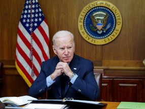 Biden, Zelensky ile telefonda görüştü
