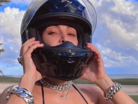 Kim Kardashian, boşanmayı kutladı