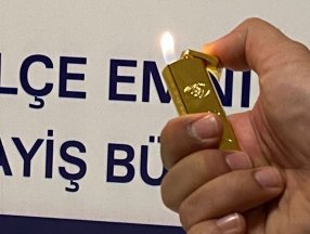 Bağcılar'da 12 kişi, külçe altın yerine çakmak alarak dolandırıldı