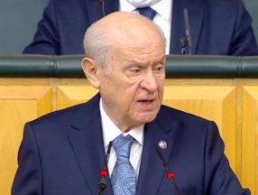 Devlet Bahçeli: Altın satar gibi yağ satanlar onurlarını da satmışlardır