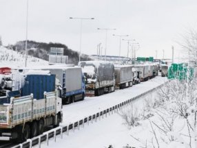 Ali Yerlikaya: İstanbul'a girişlere kontrollü olarak izin veriliyor