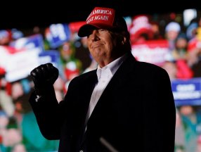 Donald Trump, 2024'te aday olacağının sinyalini verdi