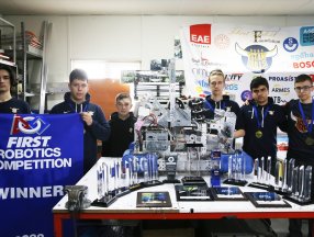 Liselilerin Pirana adlı robotu, dünya birinciliği için ABD'de yarışacak